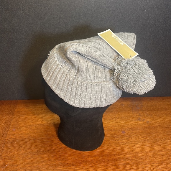 Michael Kors silver/gray Beanie. NWT. - Picture 2 of 8